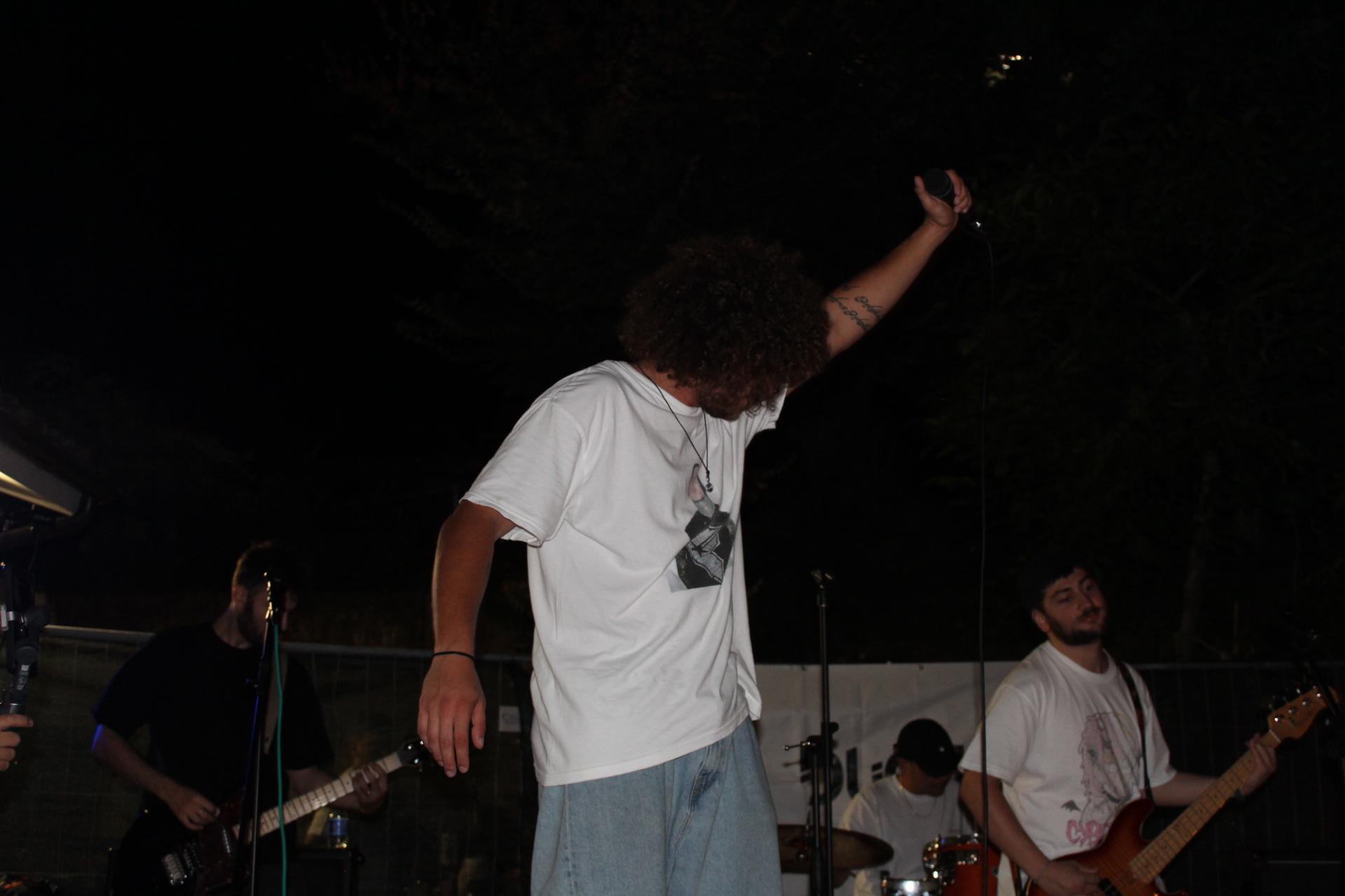 The Underdogs live